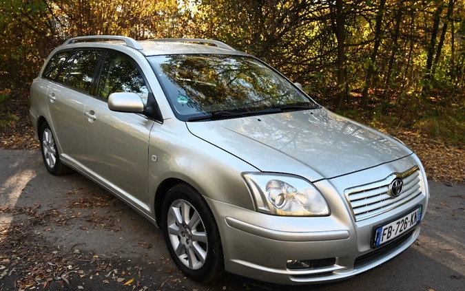 samochody osobowe Toyota Avensis cena 18800 przebieg: 245000, rok produkcji 2006 z Zduńska Wola